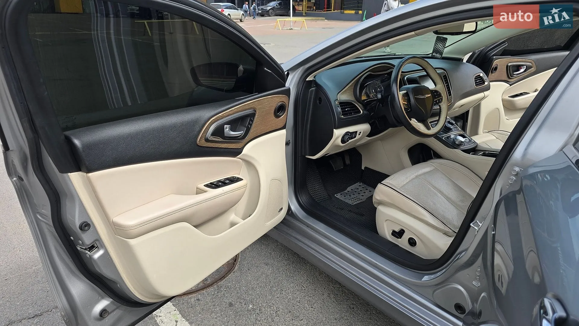 2014 Chrysler 200 - мініатюра 19