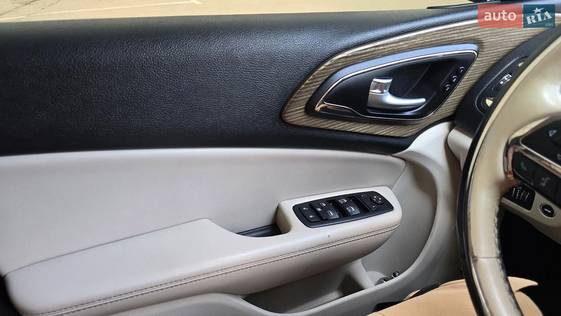 2014 Chrysler 200 - мініатюра 20