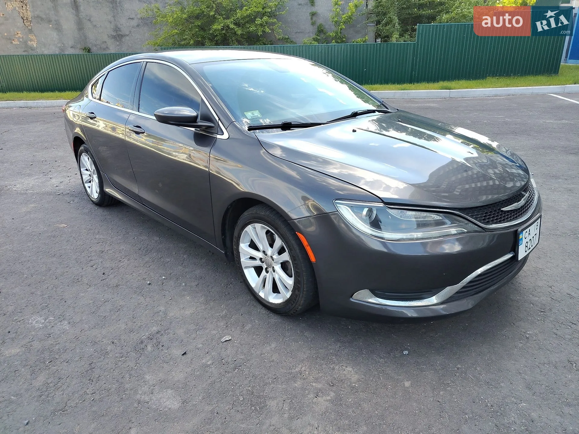 2016 Chrysler 200 - мініатюра 3