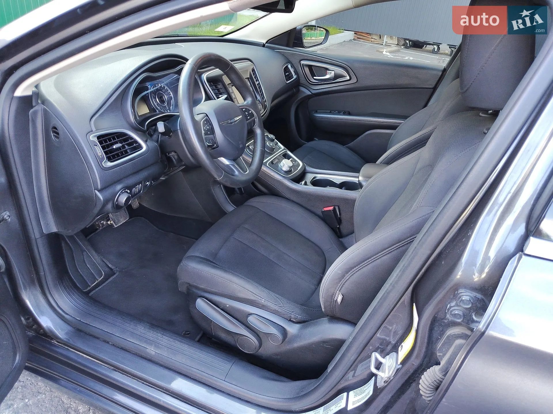 2016 Chrysler 200 - мініатюра 12