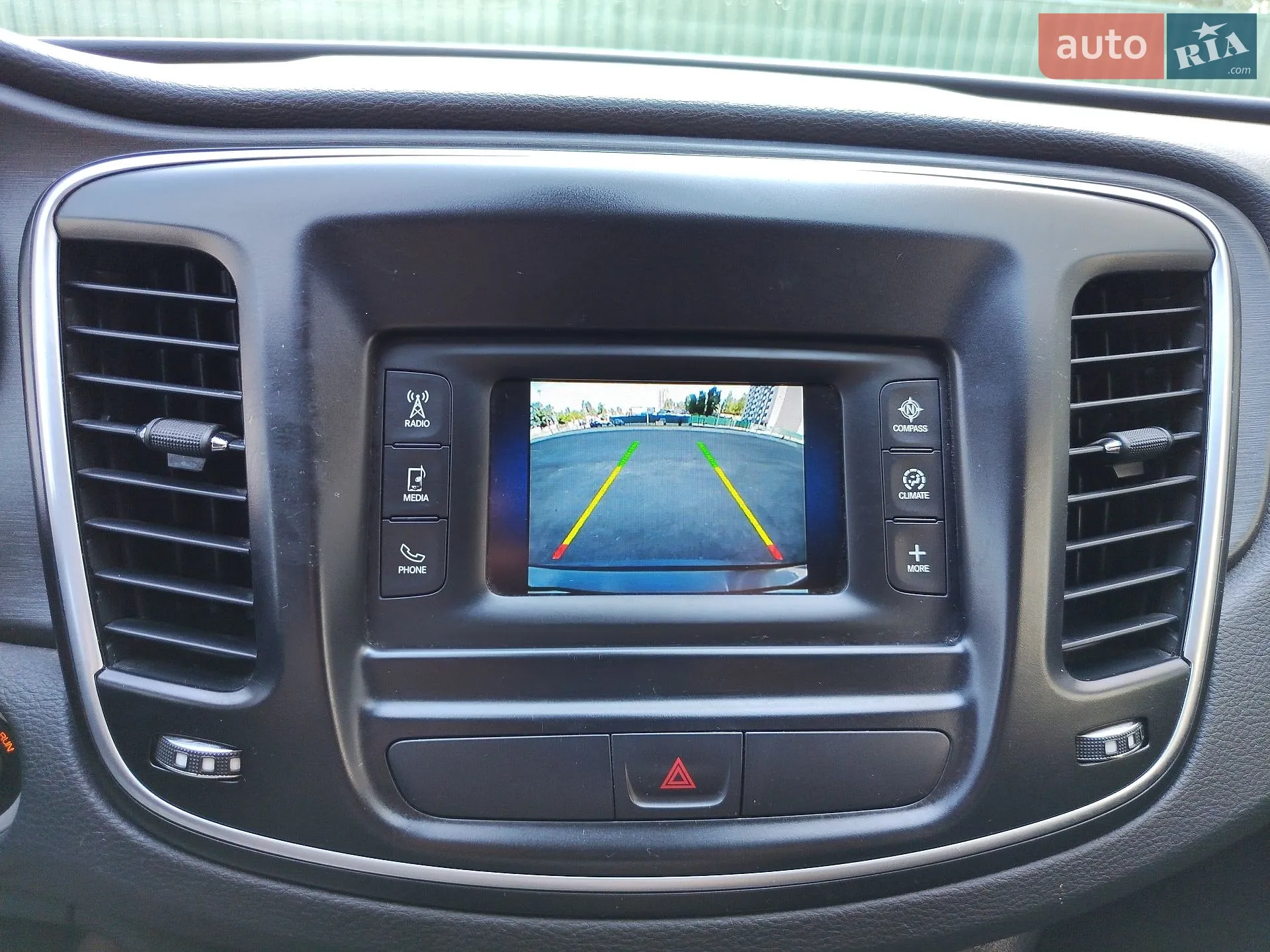 2016 Chrysler 200 - мініатюра 14