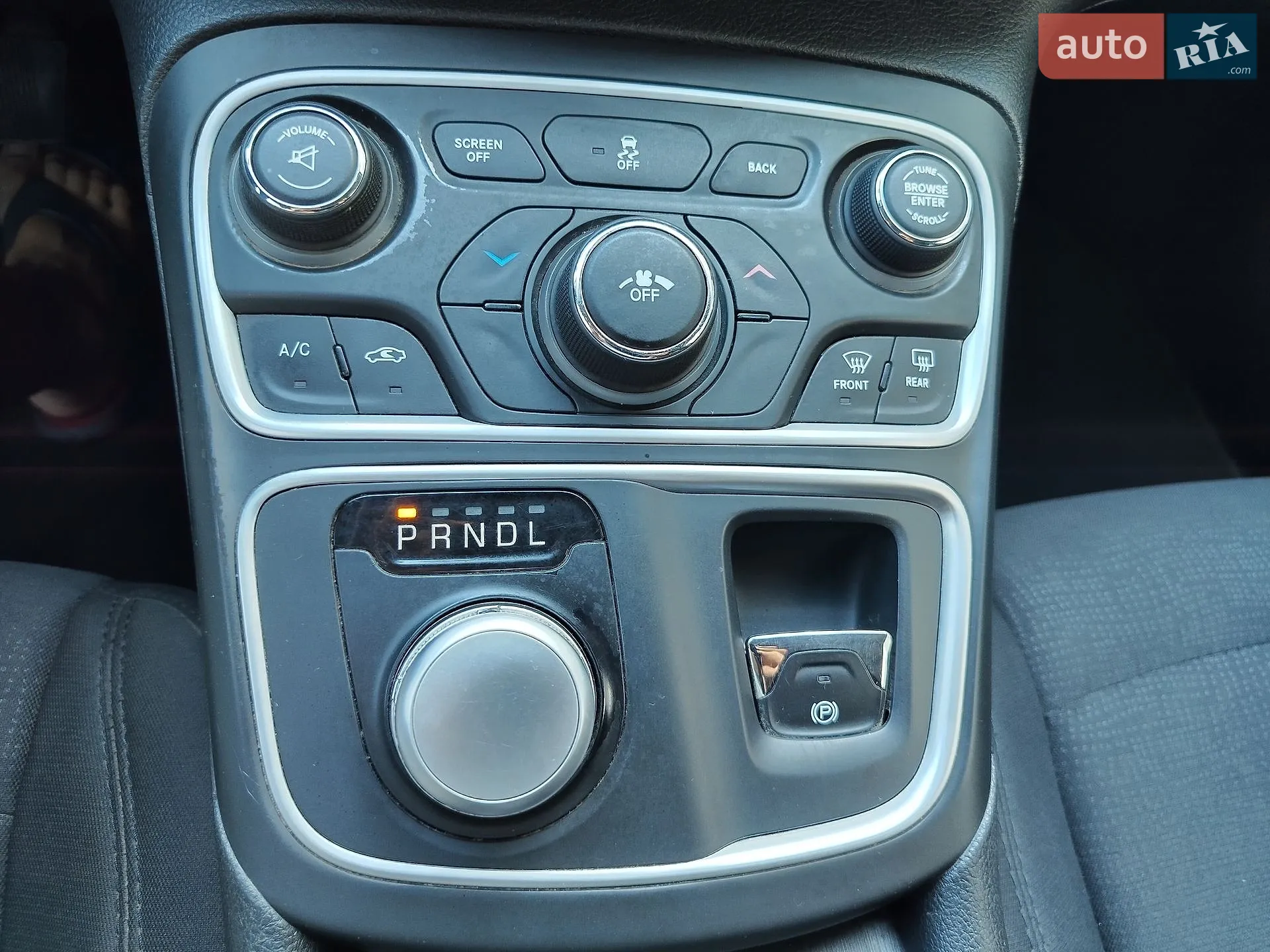 2016 Chrysler 200 - мініатюра 15