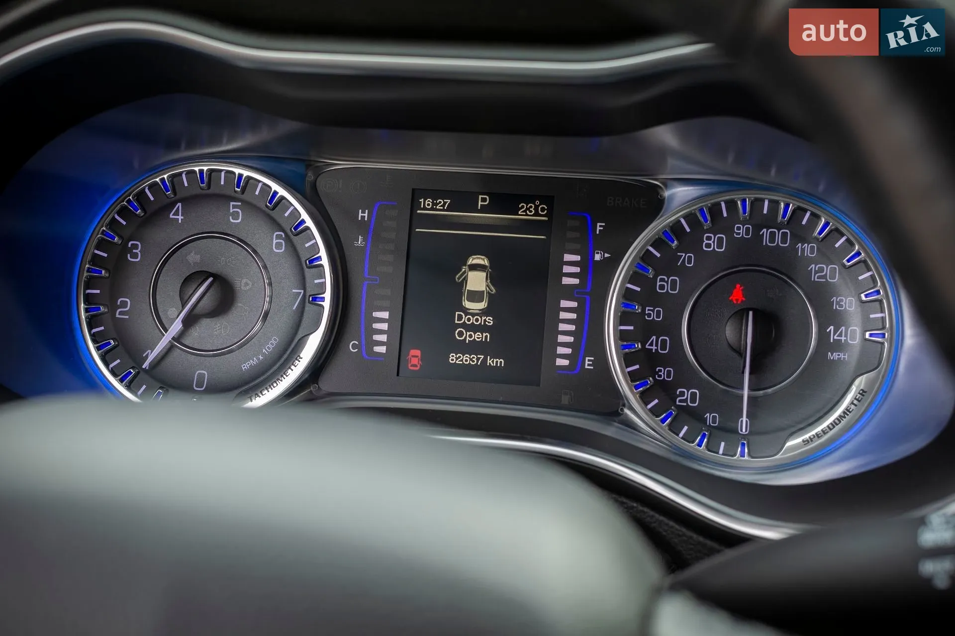 2016 Chrysler 200 - мініатюра 9