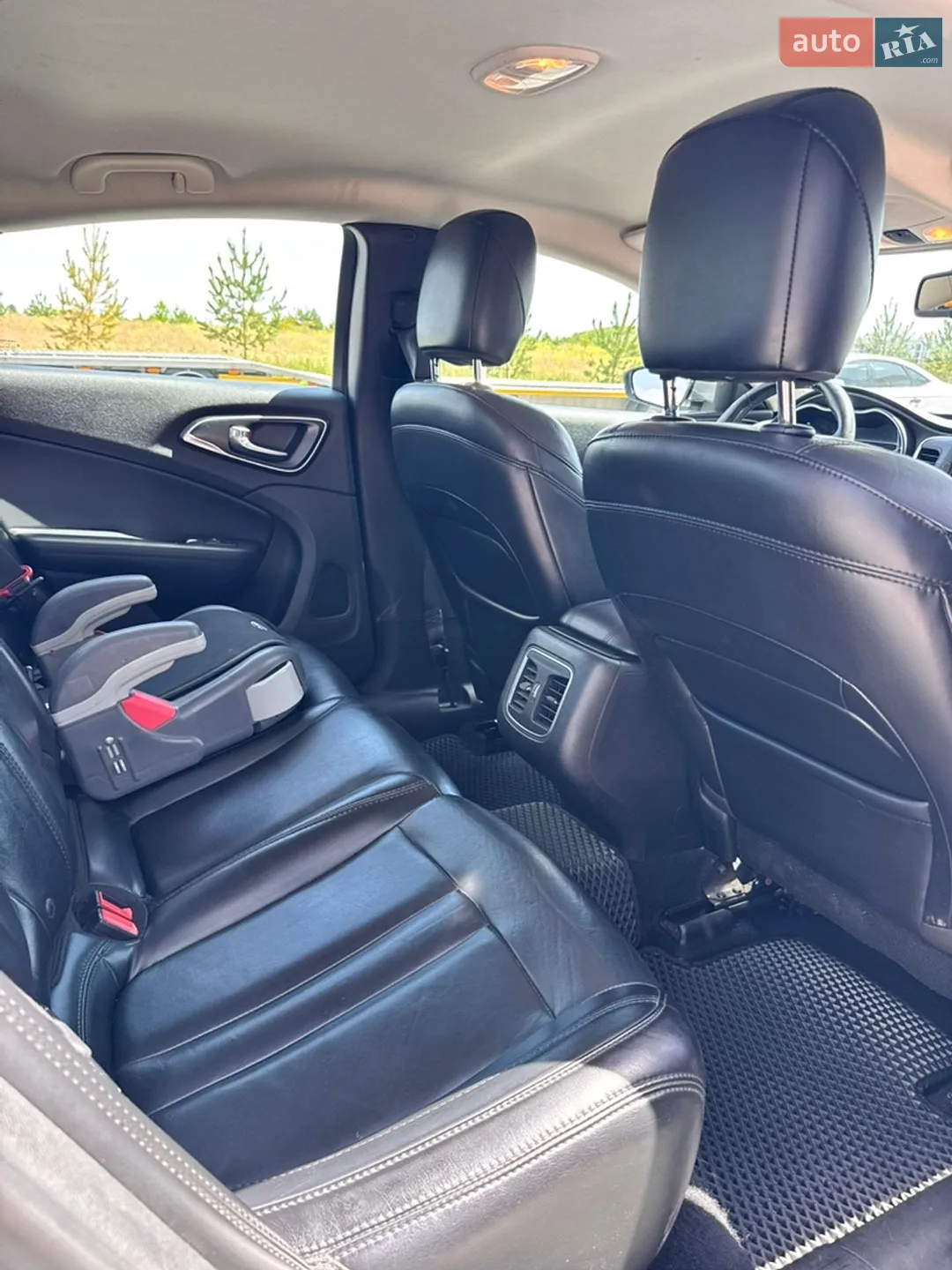 2016 Chrysler 200 - мініатюра 6