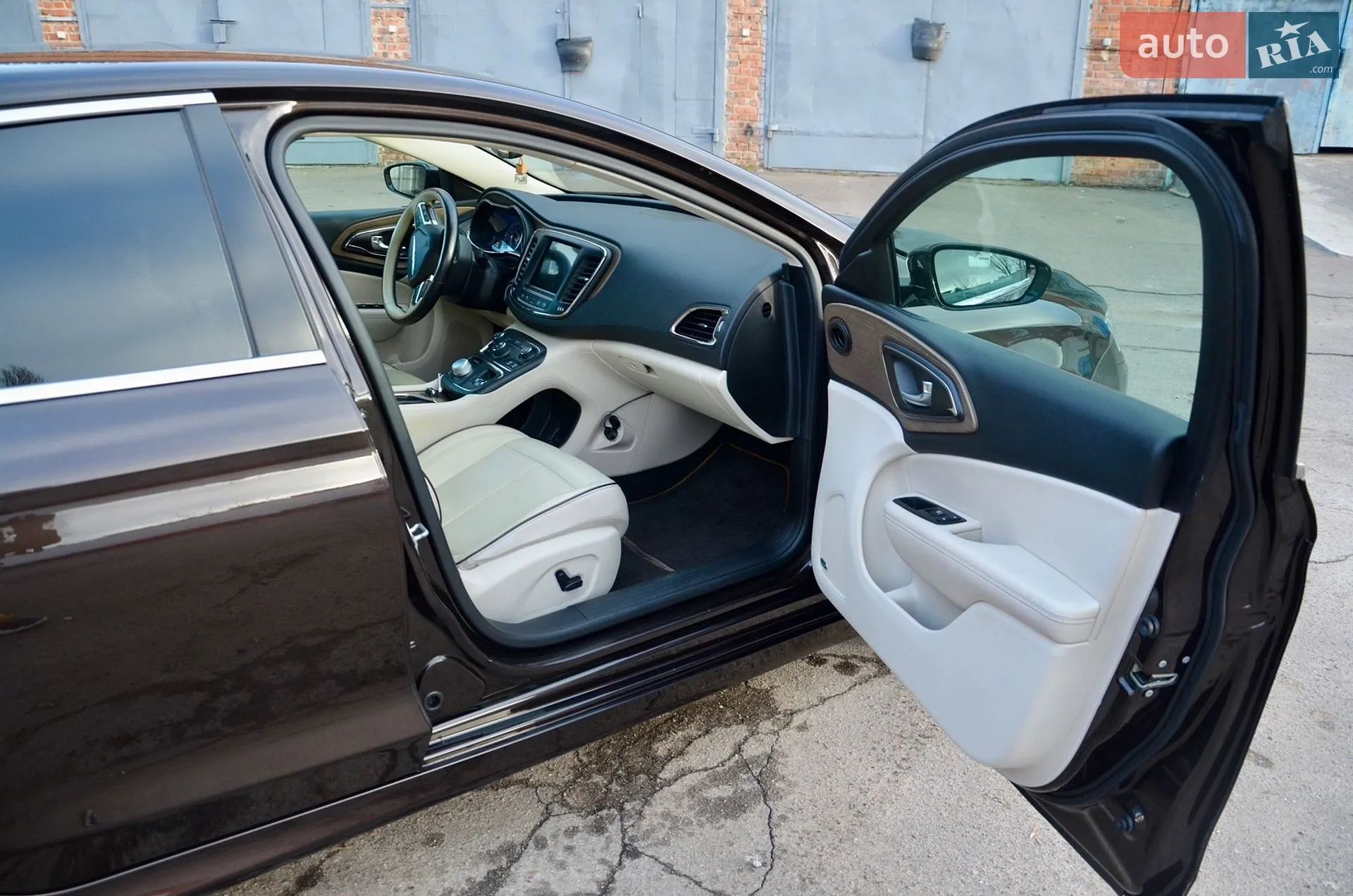 2014 Chrysler 200 - мініатюра 22