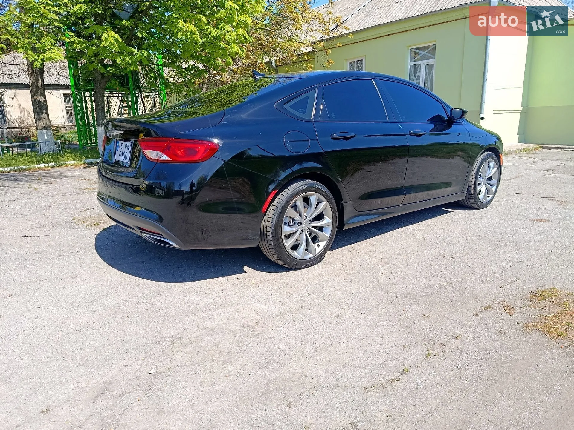 2015 Chrysler 200 - мініатюра 9