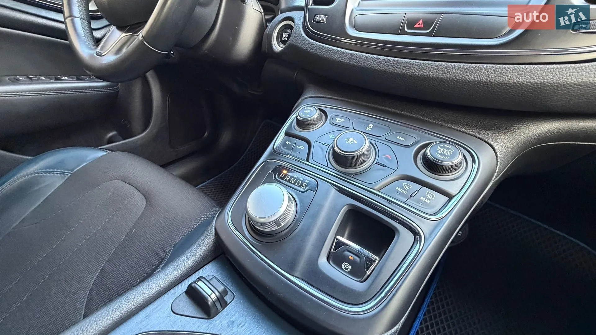 2015 Chrysler 200 - мініатюра 8