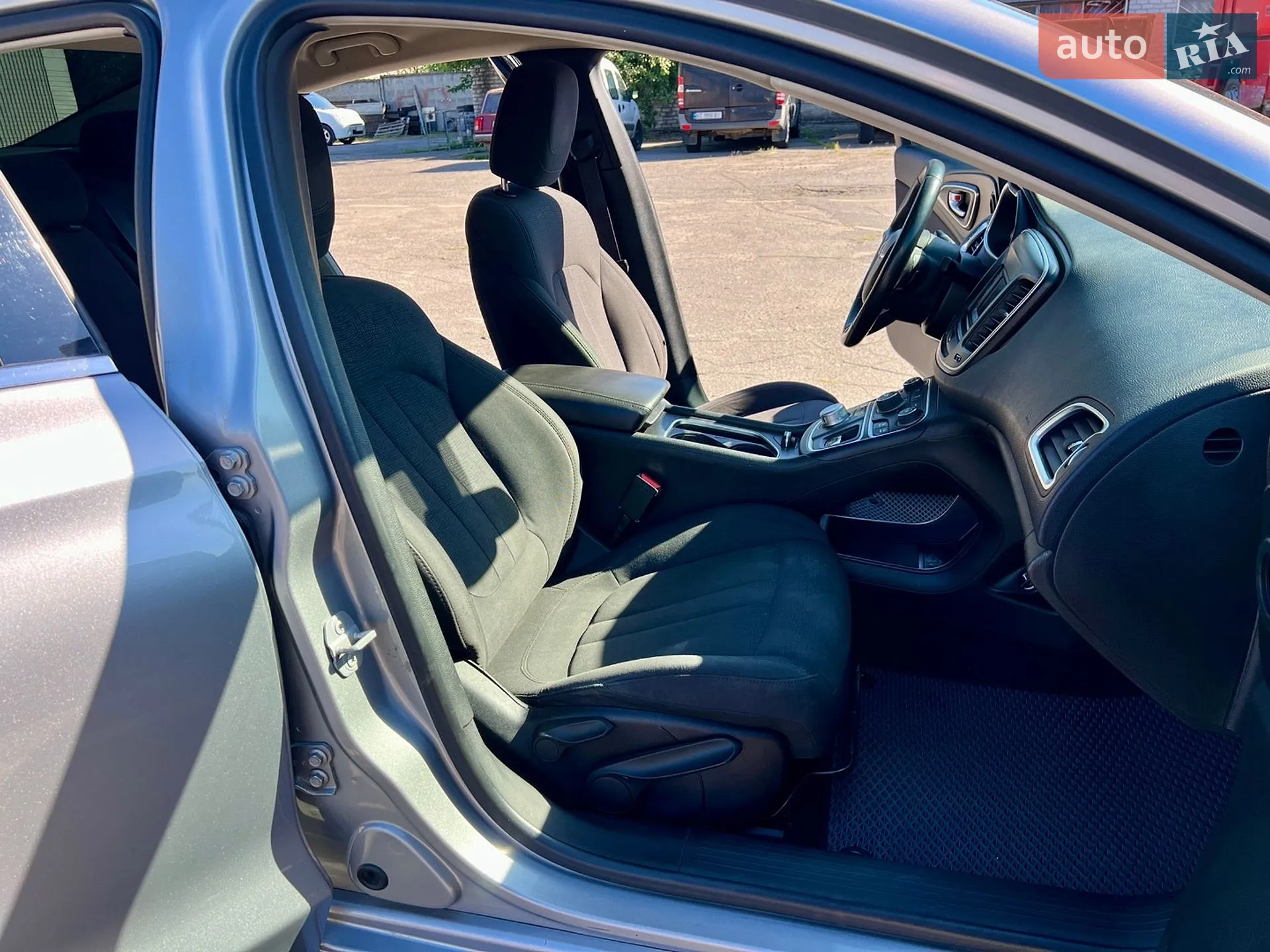 2015 Chrysler 200 - мініатюра 19