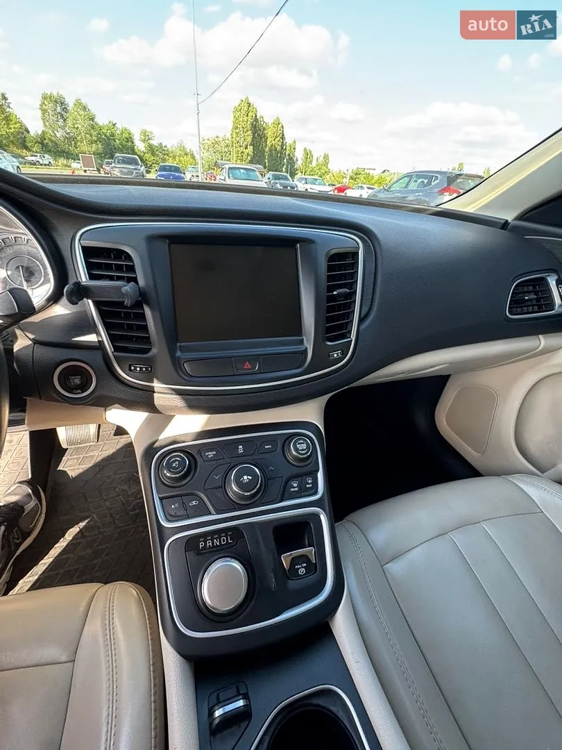2016 Chrysler 200 - мініатюра 11
