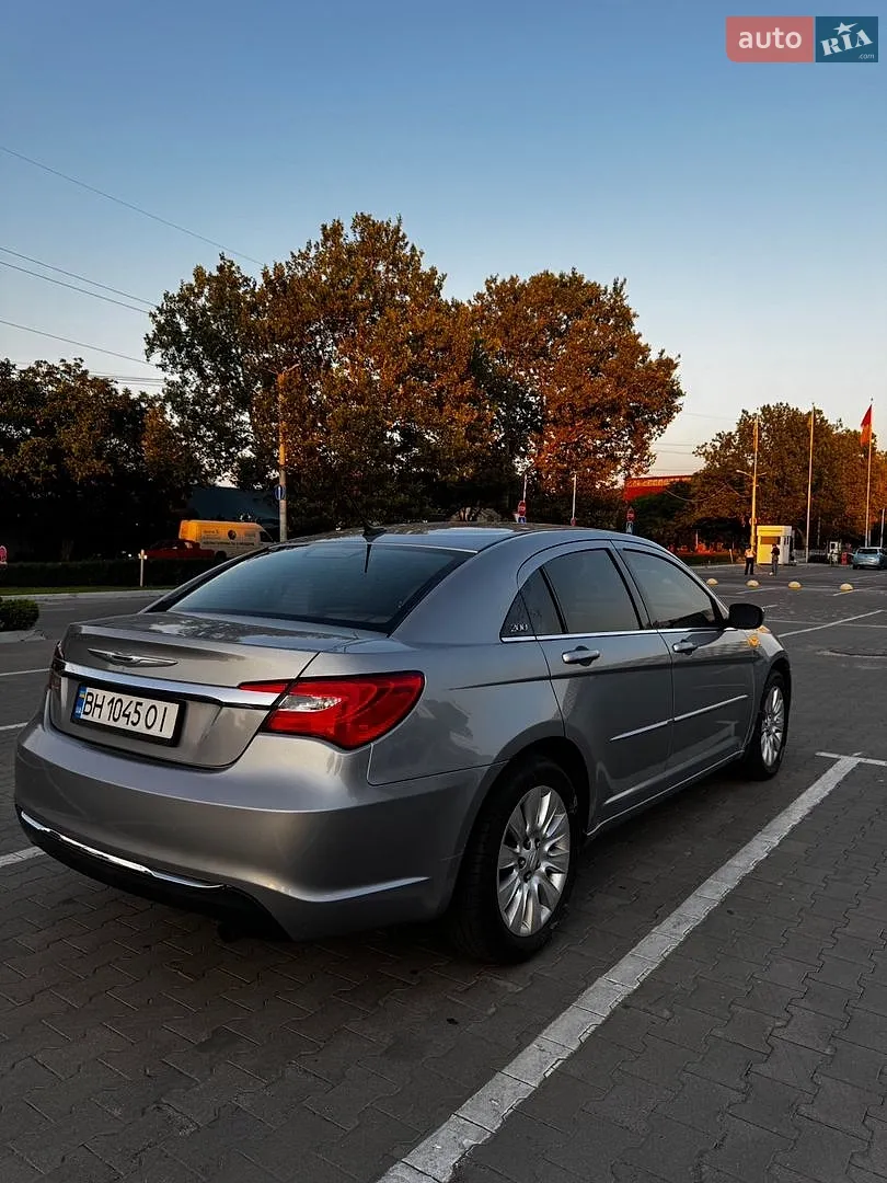 2014 Chrysler 200 - мініатюра 8