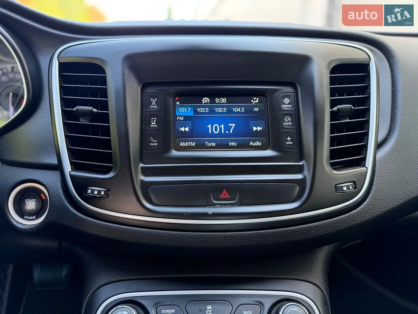 2016 Chrysler 200 - мініатюра 25