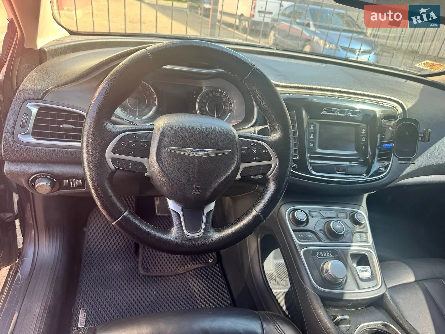 2015 Chrysler 200 - мініатюра 8