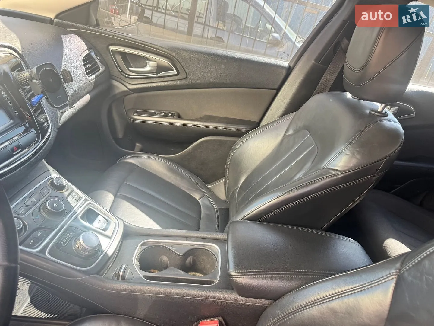 2015 Chrysler 200 - мініатюра 10