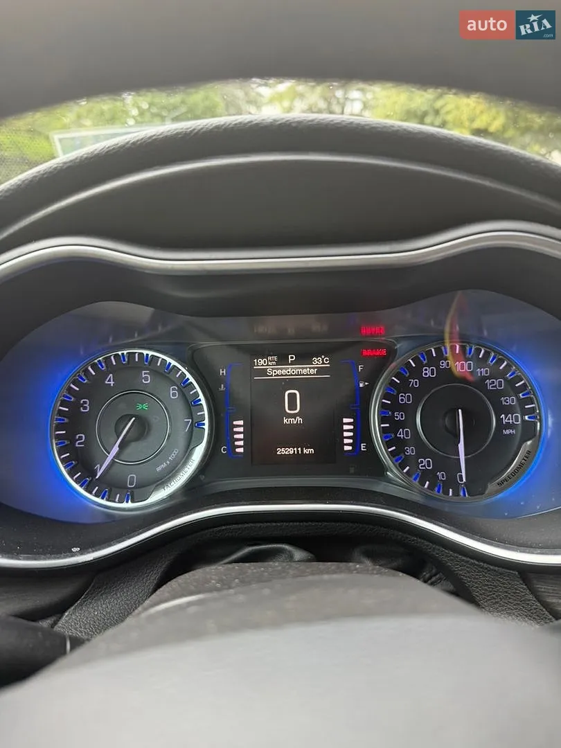 2016 Chrysler 200 - мініатюра 8