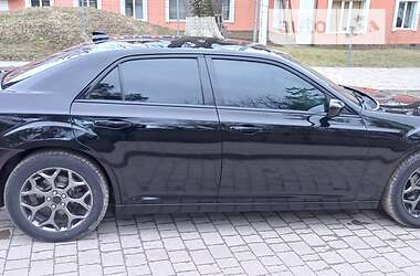 Седан Chrysler 300 S 2015 в 