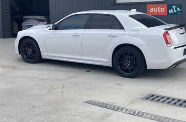 Седан Chrysler 300 S 2016 в 