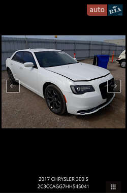 Седан Chrysler 300 S 2016 в 