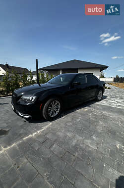 Седан Chrysler 300 S 2015 в 