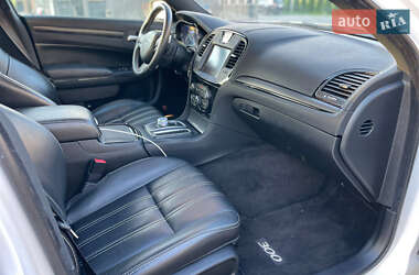 Седан Chrysler 300 S 2015 в 