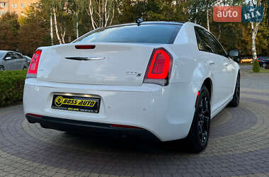 Седан Chrysler 300 S 2015 в 