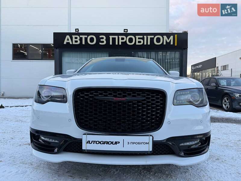 Седан Chrysler 300 S 2022 в Одессе