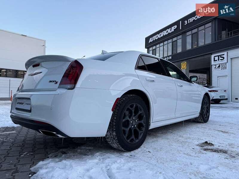 Седан Chrysler 300 S 2022 в Одессе
