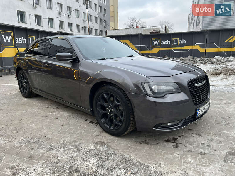 Седан Chrysler 300 S 2015 в Харькове