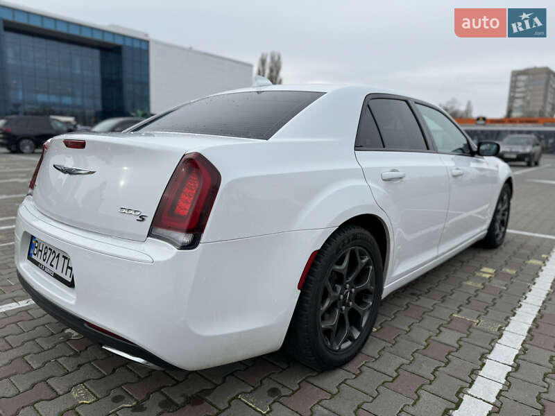 Седан Chrysler 300 2018 в Одессе
