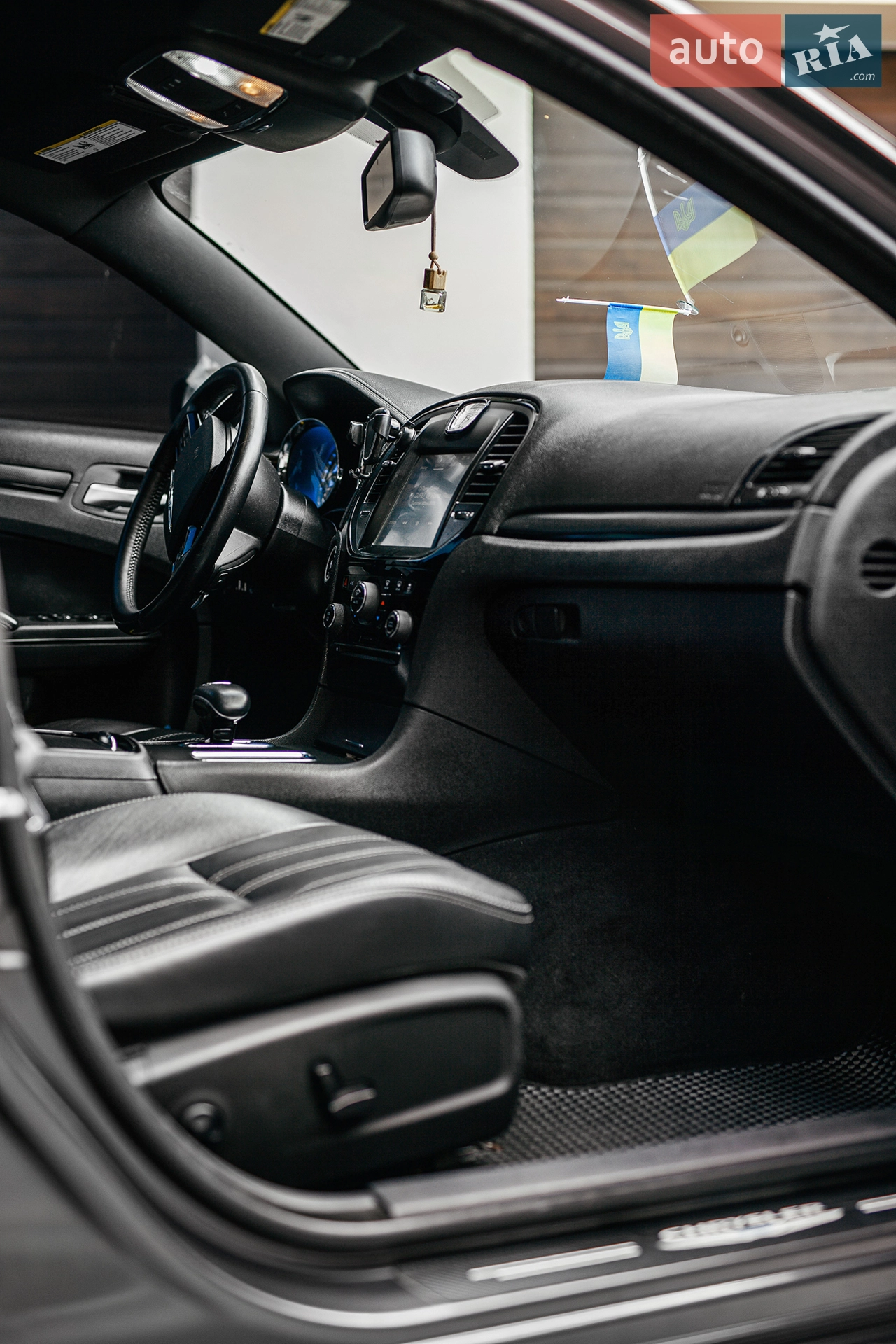 2014 Chrysler 300 - мініатюра 4