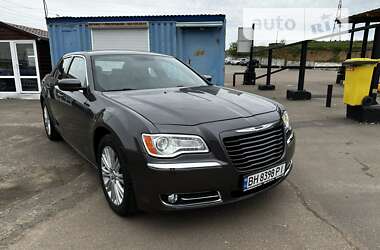 Седан Chrysler 300 2014 в Одесі