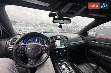 Седан Chrysler 300 2016 в 