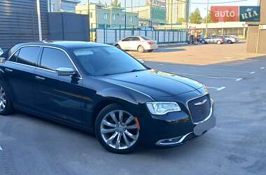 Седан Chrysler 300 2017 в 