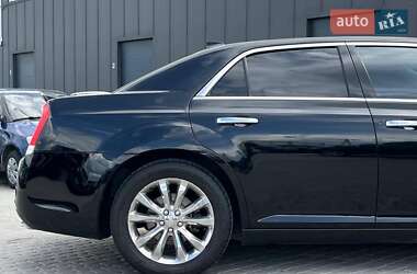 Седан Chrysler 300 2018 в 