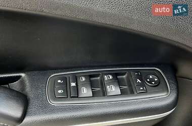Седан Chrysler 300 2018 в 