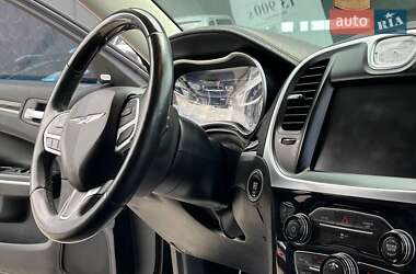 Седан Chrysler 300 2018 в 