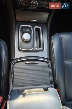 Седан Chrysler 300 2016 в 