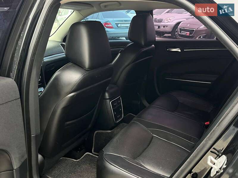 Седан Chrysler 300 2018 в Києві