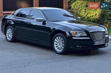 Седан Chrysler 300 2012 в 