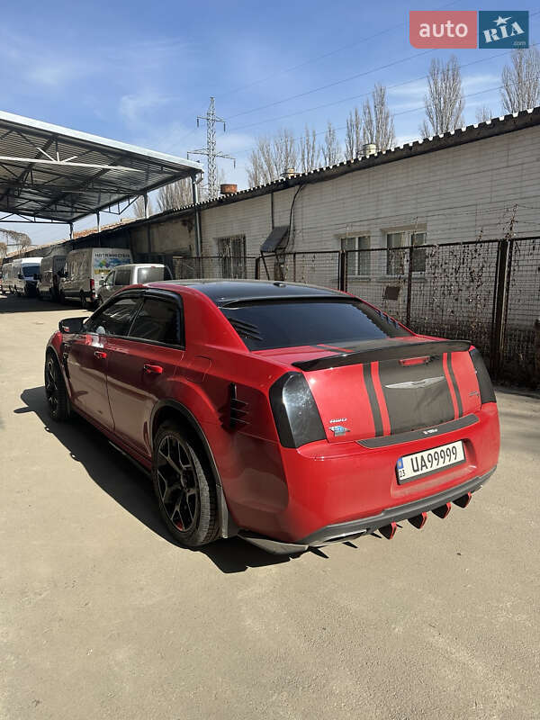 Седан Chrysler 300 2016 в Хмельницком