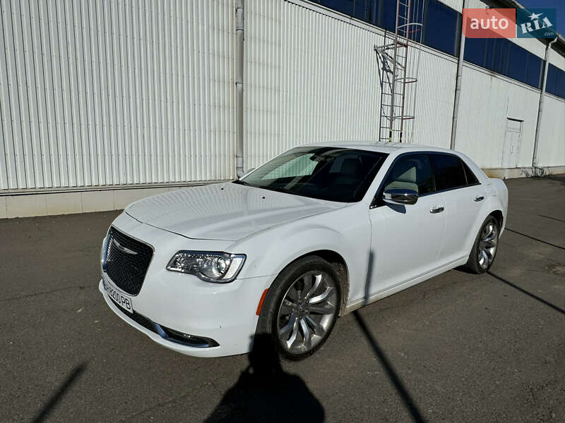 Седан Chrysler 300 2018 в Белгороде-Днестровском