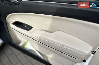 Седан Chrysler 300 2017 в  фото 64 Седан Chrysler 300 2017 в