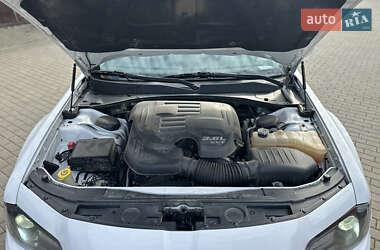 Седан Chrysler 300 2017 в  фото 79 Седан Chrysler 300 2017 в