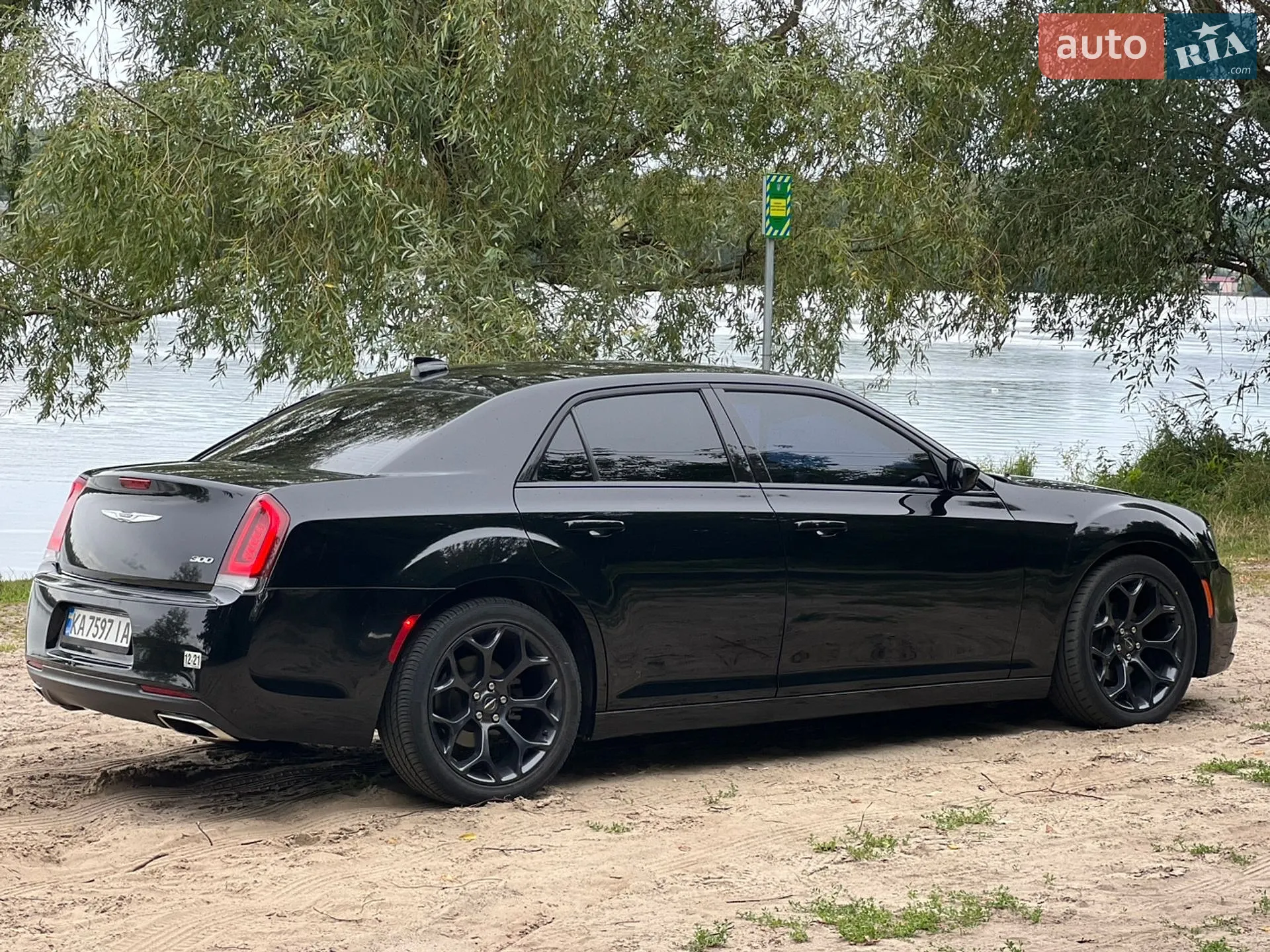 2019 Chrysler 300 - мініатюра 8