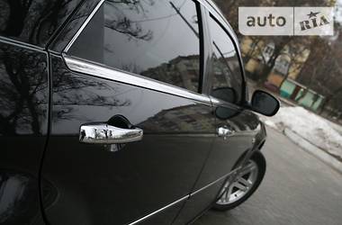 Седан Chrysler 300C 2006 в 