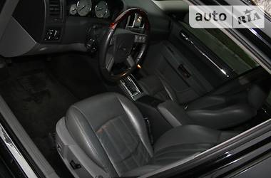 Седан Chrysler 300C 2006 в 
