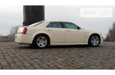 Седан Chrysler 300C 2006 в Житомире