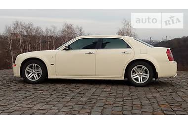 Седан Chrysler 300C 2006 в Житомире