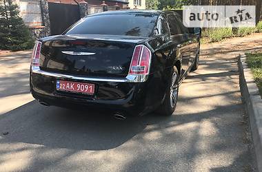  Chrysler 300C 2012 в Киеве