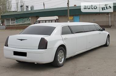 Лимузин Chrysler 300C 2005 в Николаеве