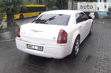 Седан Chrysler 300C 2005 в Киеве